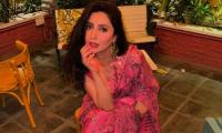 Mahira Khan Posts Jaw-dropping Photos In Hot-pink Saree