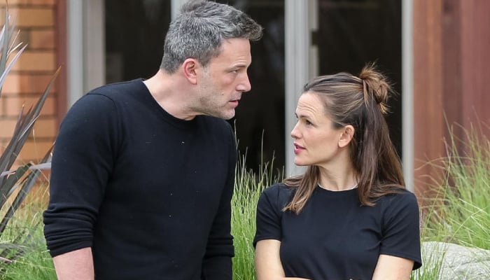 Jennifer Garner decides to step back from Ben Afflecks marital circus