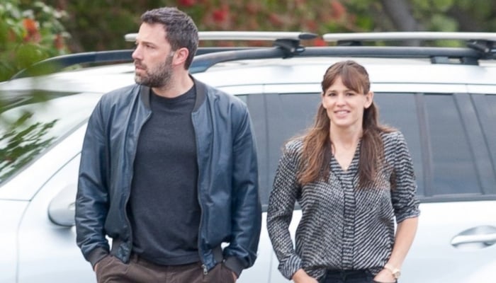 Ben Affleck, Jennifer Garner try to maintain distance amid ongoing tensions