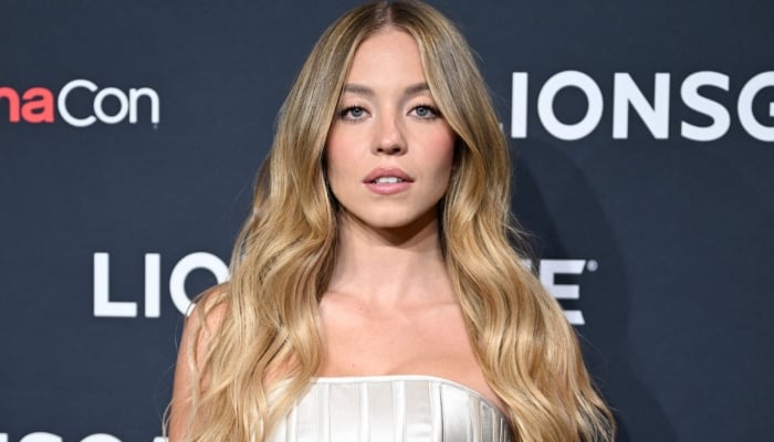 Sydney Sweeney breaks silence on viral Euphoria photo