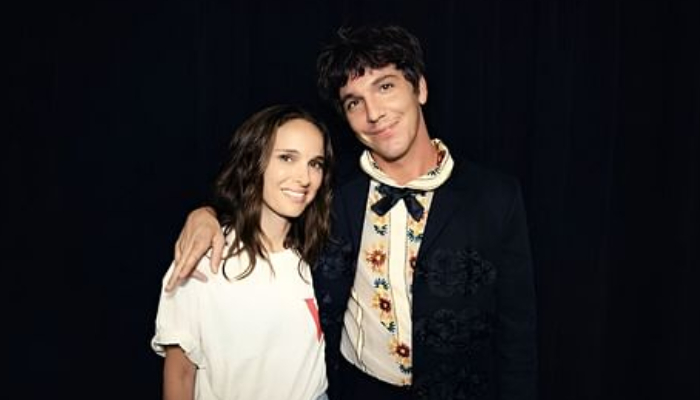 Natalie Portman joins Role Model on stage for unlikely collaboration