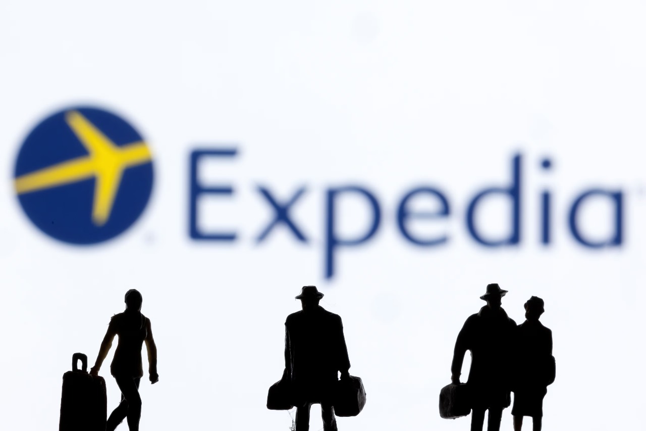 Expedia shares set records as US travel bounce back