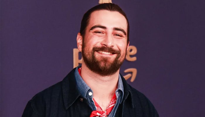 Noah Kahan secretly ties knot with long time fiancee Noah Kahan secretly ties knot with long time fiancee