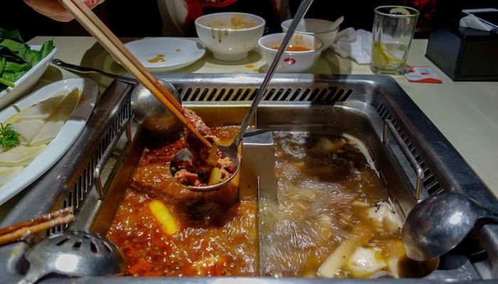 Chinese teens fined $300,000 for urinating in restaurant soup
