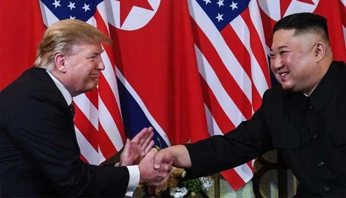 US President Donald Trump shakes hands with North Koreas leader Kim Jong-un following a meeting at the Sofitel Legend Metropole hotel in Hanoi on February 27, 2019. – AFP