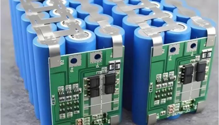 Chinese scientists ,drops new Lithium battery with cell lifespan upto 9000 hours