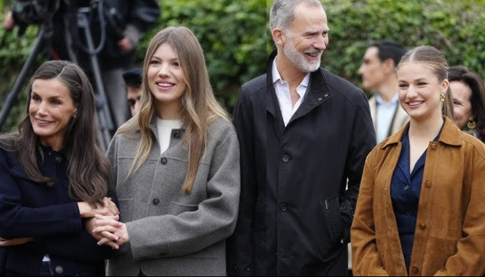 Royal Family turns farm day into something unexpected