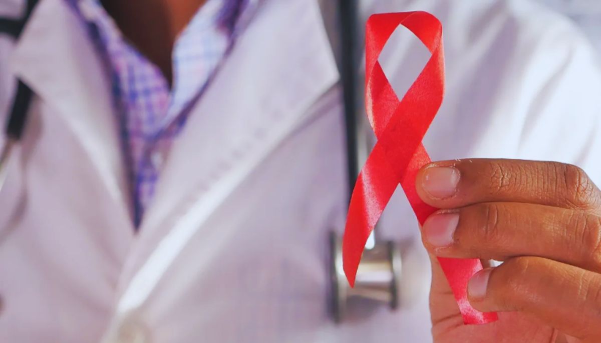 یکم دسمبر ، 2025 کو عالمی ایڈز کا دن ، انسانی تاریخ کی سب سے تباہ کن وبائی امراض کے خلاف عالمی لڑائی میں اپنے آغاز کے بعد 37 واں سال کا نشان ہے۔
