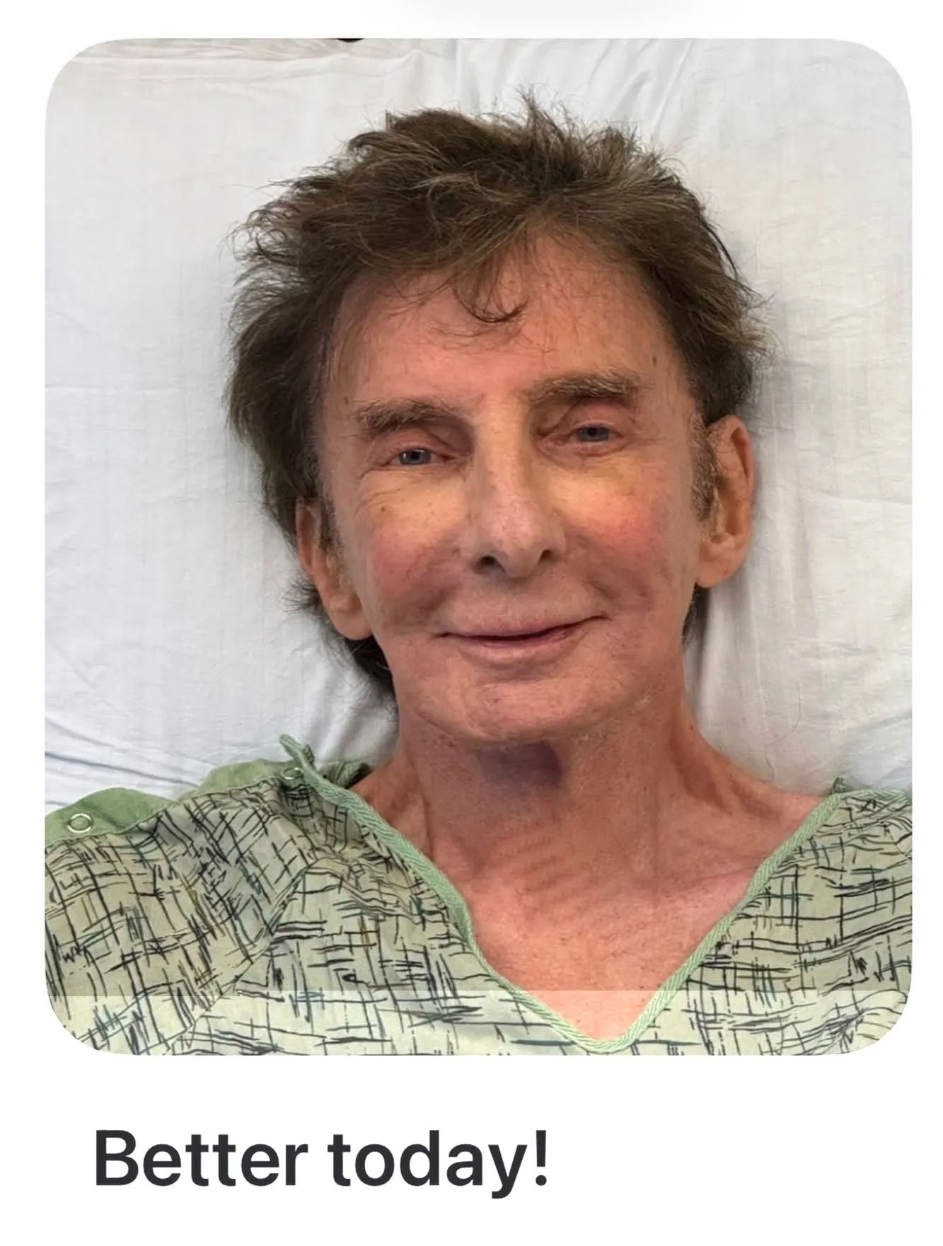 Barry Manilow shares hospital bed selfie amid lung cancer treatment