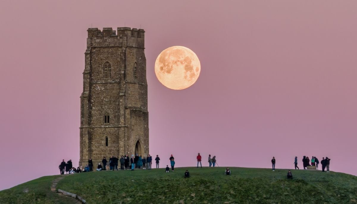 Wolf Moon 2026: Stunning images of first supermoon dazzling skies across the globe