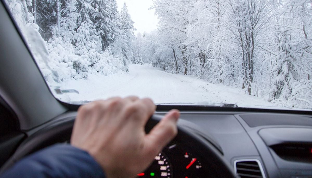 Driving tips during snowstorms
