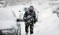 How to survive Snowstorm: Essentials preps, travel guide, driving tips explained