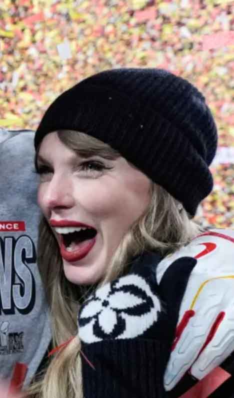 Taylor Swift worst photos: Singers not-so-perfect moments spark debate