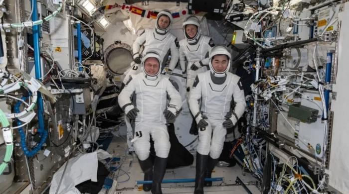 ISS crew of four completes medical evacuation with safe splashdown off California