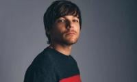 Louis Tomlinson reveals hidden anxiety