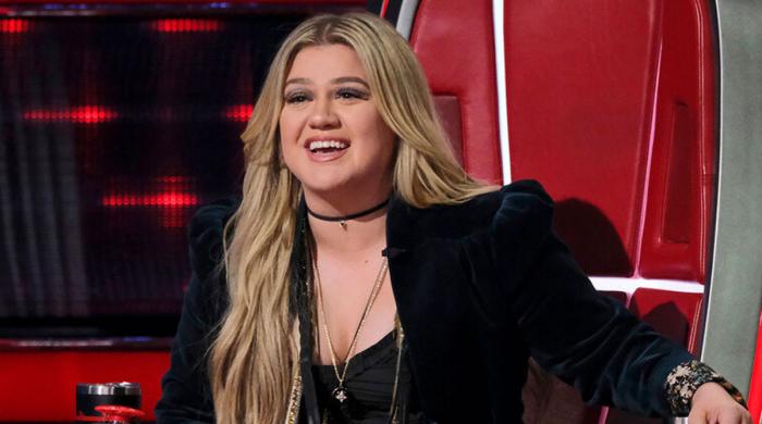 Kelly Clarkson discovers a shark named in her honour