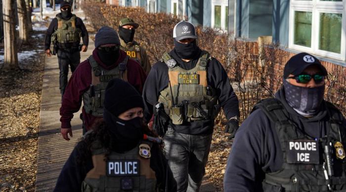 Restaurant workers detained after ICE agents dine at Minnesota eatery