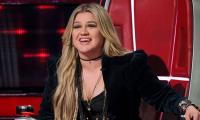 Kelly Clarkson discovers a shark named in her honour