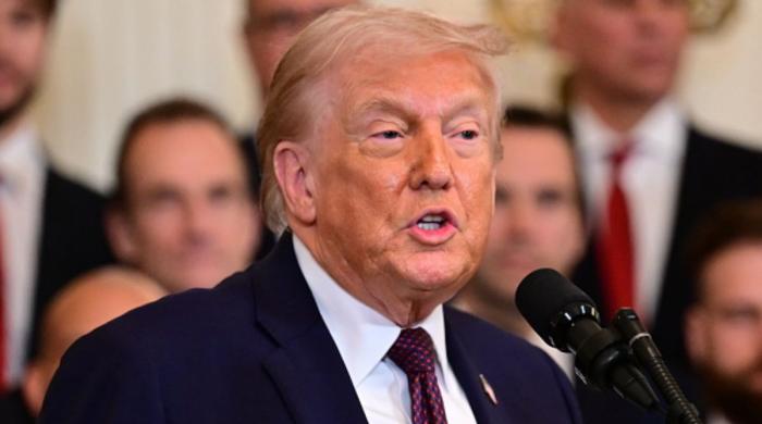 Trump warns of new tariffs for countries opposed to Greenland takeover