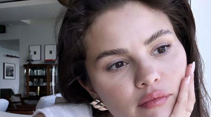 Selena Gomez proves point with new makeup-free selfie on social media  