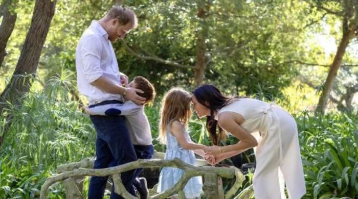 Meghan Markle shares NEW photos from day out at the zoo