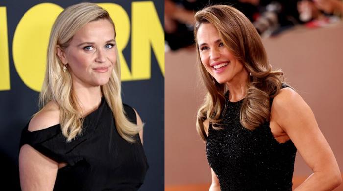 Reese Witherspoon jokes about Jennifer Garner’s 'dark side'