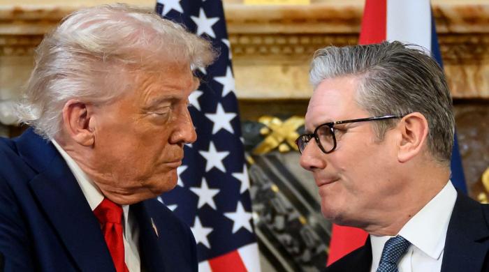 UK Starmer rules out US trade war, calls for ‘calm diplomacy’ over Greenland