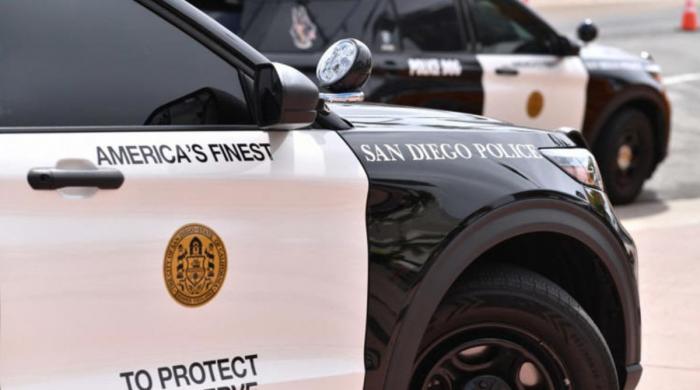 Drunk driver tries to snatch San Diego deputy’s gun during chase 