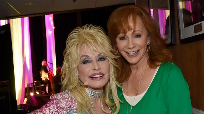 Reba McEntire reveals Dolly Parton's kind gesture after losing her band in deadly crash