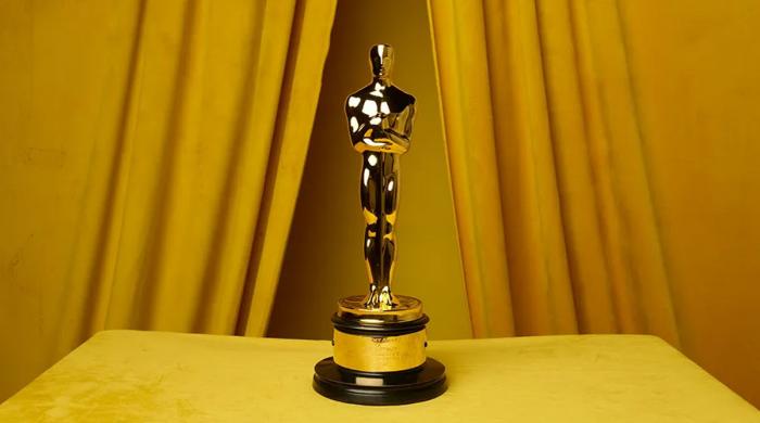 How is the Oscar trophy made? 