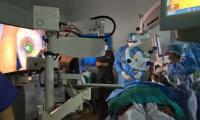 New autonomous robot outperforms human surgeons in ocular precision