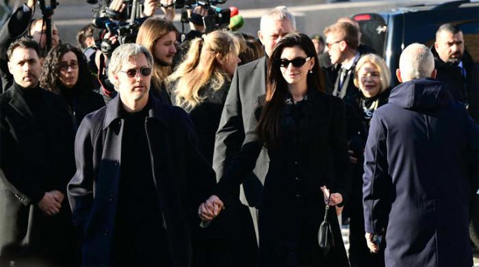 Valentino receives star studded tribute in final farewell