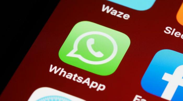 WhatsApp may soon let new group members see recent chat history