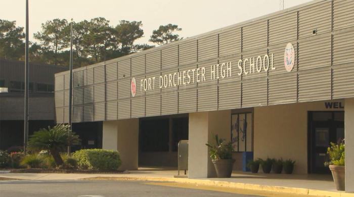 South Carolina teen arrested after altercation with mother outside high school