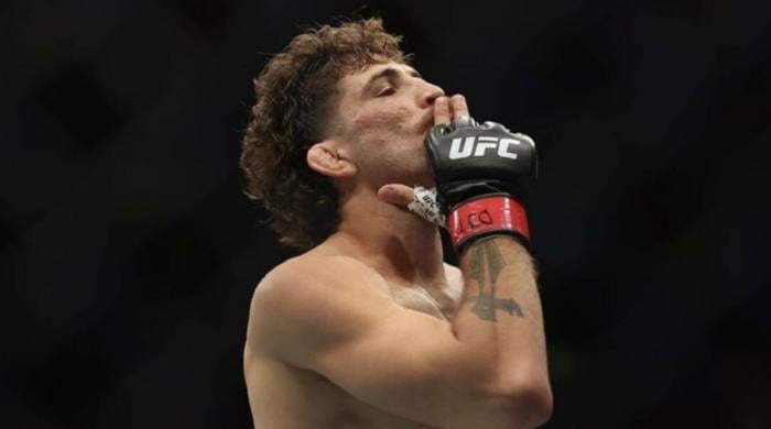 UFC 325: How much is Quillan Salkilld earning in 2026?