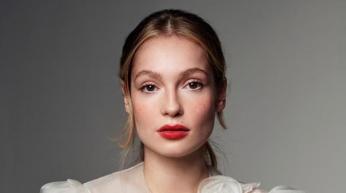 'Bridgerton' star Hannah Dodd reflects on Francesca's relatable 'innocence'