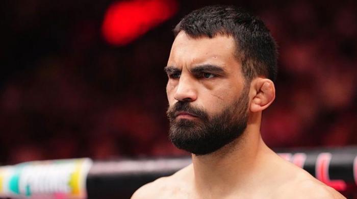 UFC 325: Saint Denis dominates Dan Hooker in Sydney