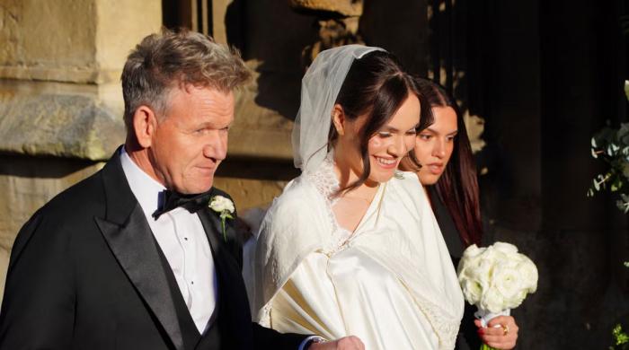 Gordon Ramsay makes hilarious joke over daughter's wedding dress  