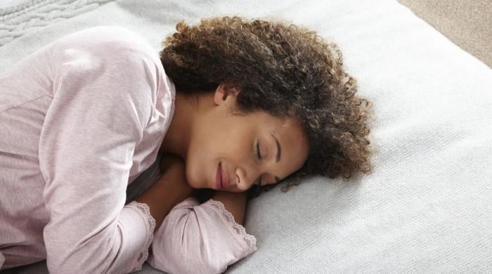 Sleeping without pillows? New study reveals it may help protect vision in people with glaucoma