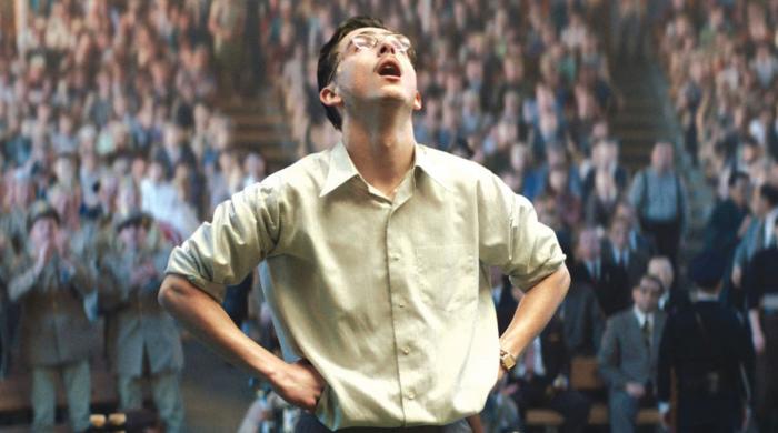 Timothée Chalamet makes joke about high ticket prices at 'Marty Supreme' premiere 