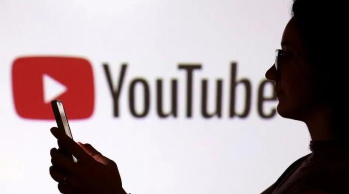 YouTube experiments with new desktop layout