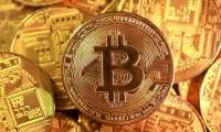 Bitcoin Plummets Toward $60,000 As Investors Dump Risky Bets 