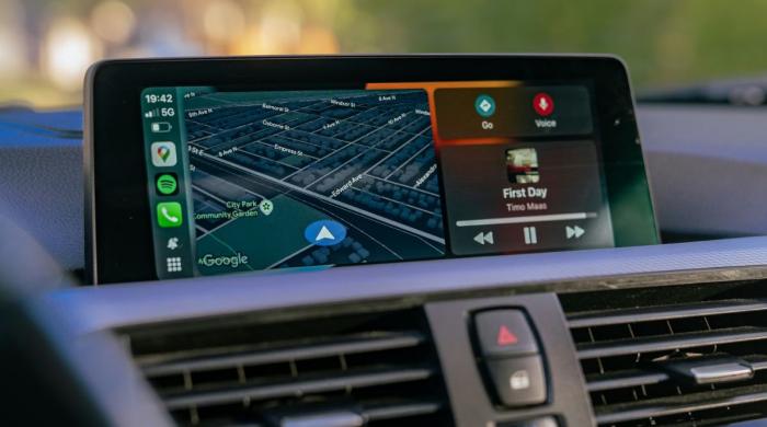 Apple may bring ChatGPT and other AI apps to CarPlay