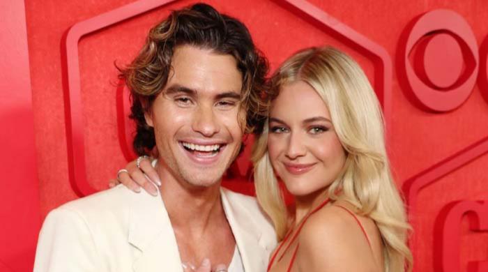 Kelsea Ballerini, Chase Stokes not on same page about third split: Deets