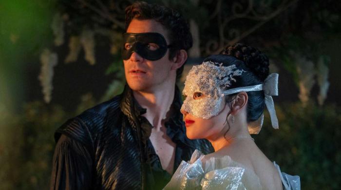 'Bridgerton' author reveals if actors will be recast in future seasons