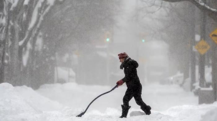 Extreme cold warning issued as blizzard hits Southern Ontario including Toronto