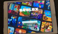 Roblox blocked in Egypt sparks debate over child safety and digital access  