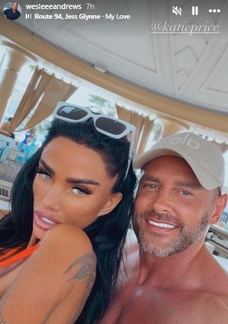 کیٹی پرائس گرہ باندھنے کے ہفتوں بعد نئے شوہر لی اینڈریوز کے ساتھ دیکھا گیا