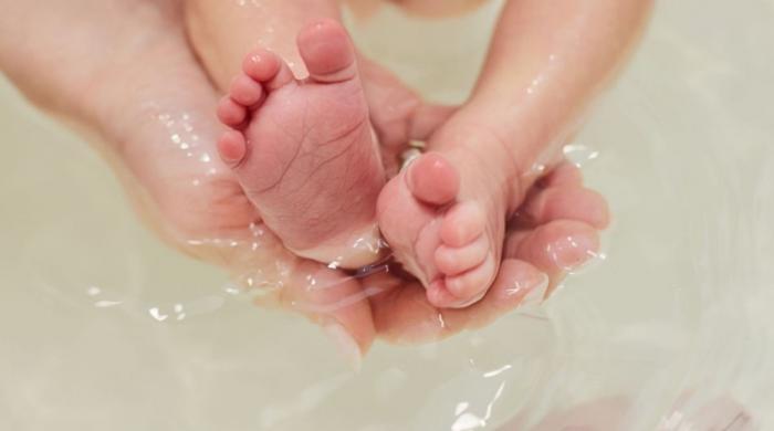 Baby left in running bathtub dies after father ‘forgets’ him
