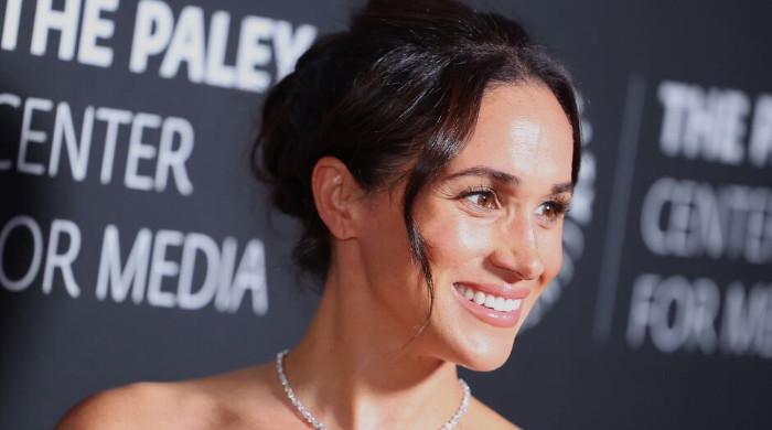 Meghan Markle chooses to sparkle with strict palace protocols